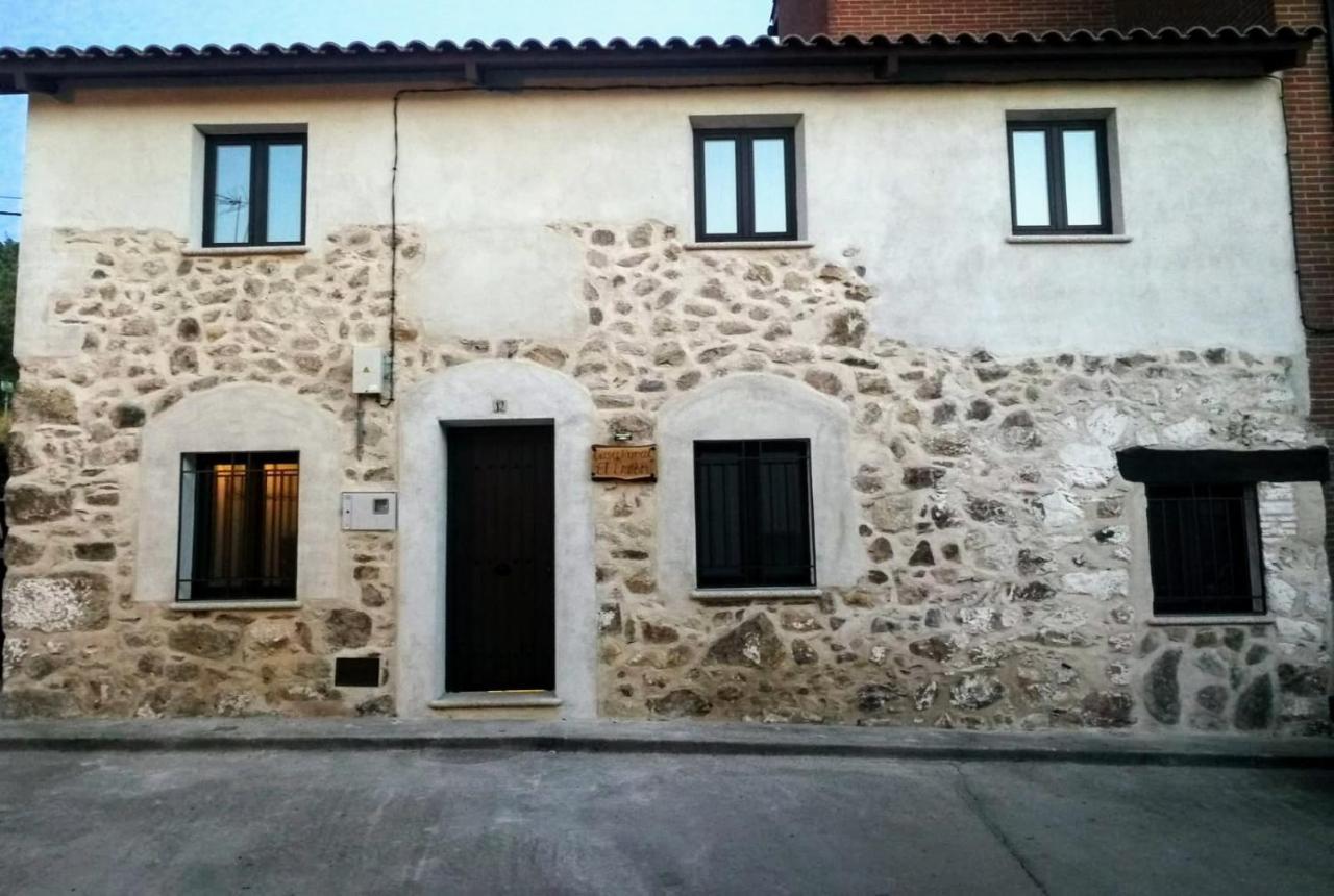 Casa Rural El Enebro 4 Estrellas Navamorcuende Exterior photo
